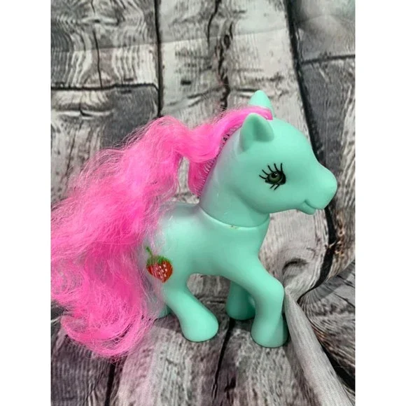 My Little Pony KO Strawberry Mint Pink Brush able Mane EUC CUTIE - Picture 2 of 3